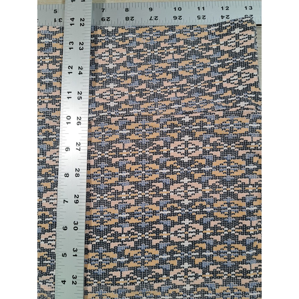 Lily White Geometric Mini Skirt Peach Blue Black Pattern Knit Size M 4359 - Picture 3 of 7